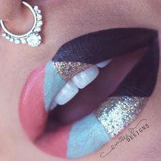 BLACK WIDOW - AMF LIPSTICK