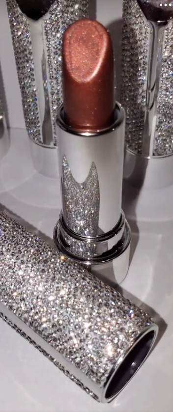 Magic Touch - A.M.F LIPSTICK