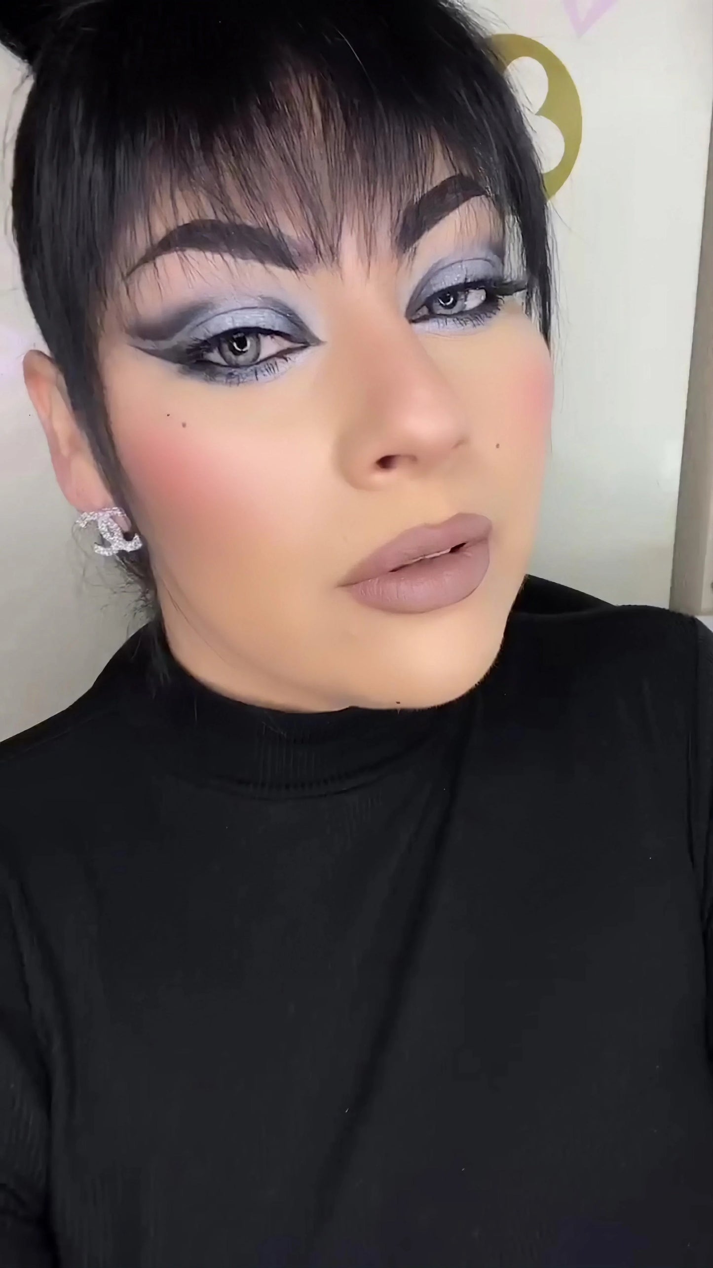 BEAUT – A.M.F LIPSTICK